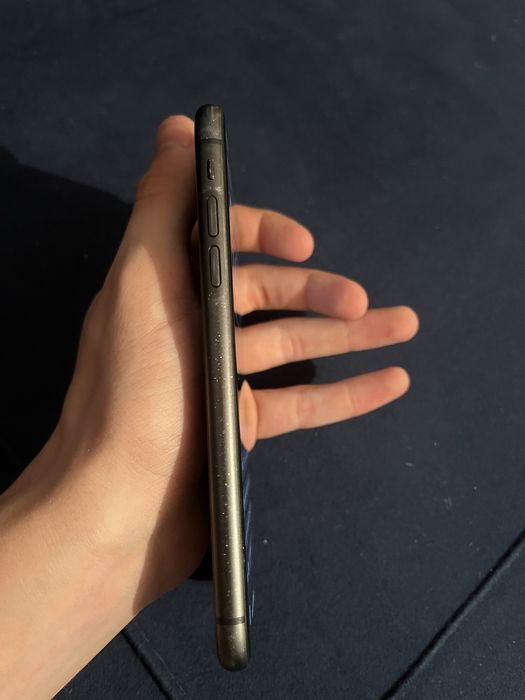 Iphone 11 64gb 78% akb