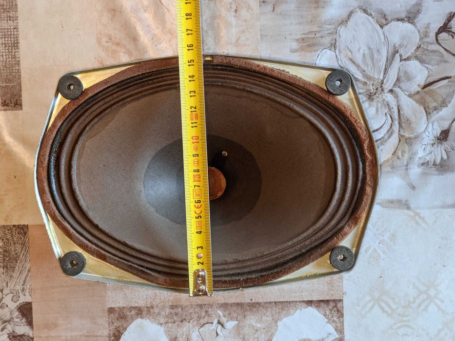 Ретро високоговорител ВАА34 с AlNiCo магнит от българско лампово радио