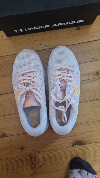 Маратонки Under Armour