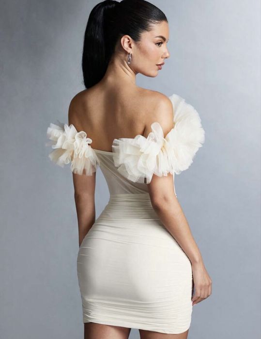 Официална рокля