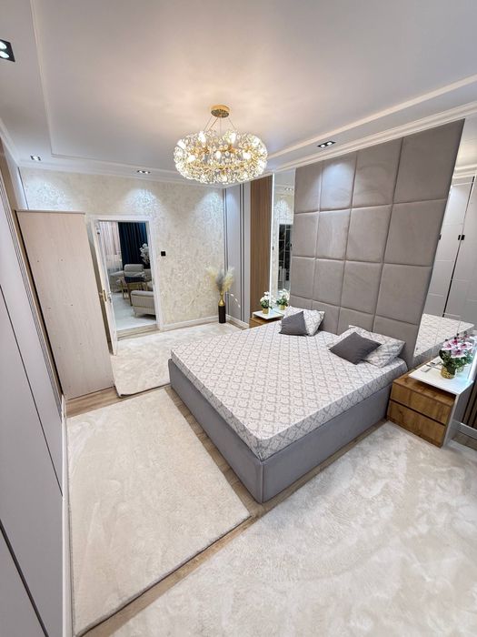 Чиланзар 2 комнатная квартира продаётс