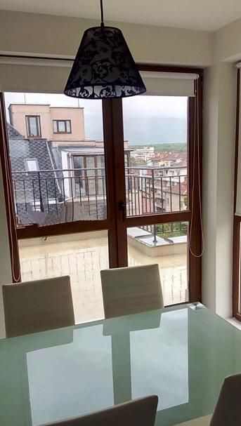 Дава се под наем Мезонет в София, Гео Милев - 100 кв.м за 900 € - Снимка #1