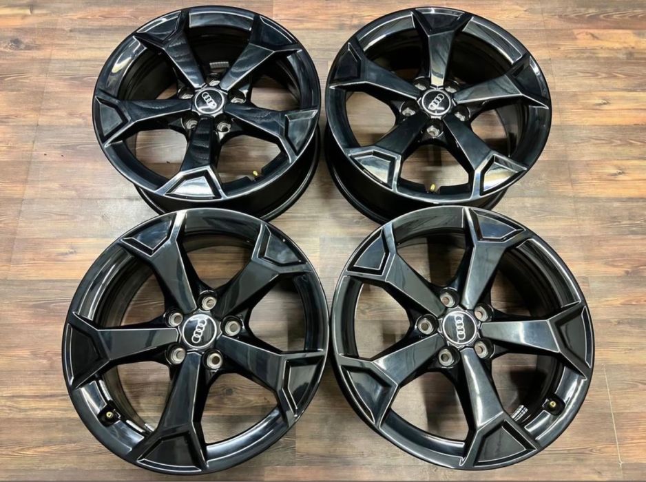 Jante originale Audi Q3/Vw Tiguan  r17 anvelope de iarnă 215 65 r17