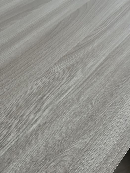 Стол в нормальном состоянии