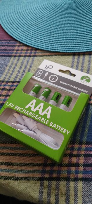 Акумулаторни li-On презареждащи се ААА Usb C батерии + Кабел.