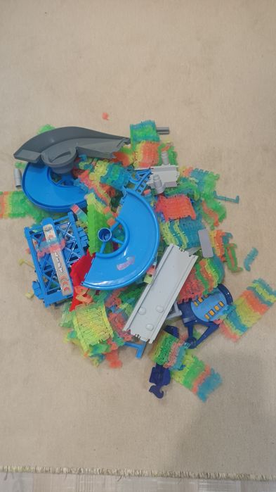 Светеща писта без количка