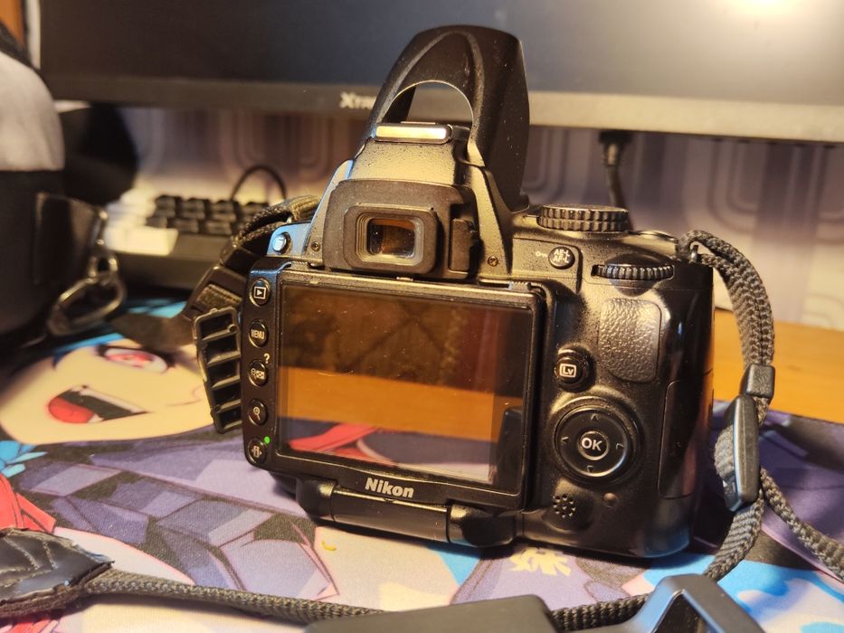 Зеркальный фотоаппарат Nikon D5000