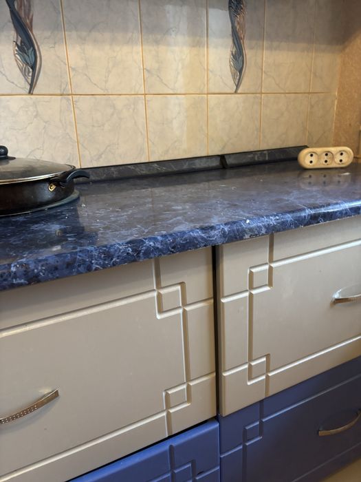 Продается куханная гарнитура