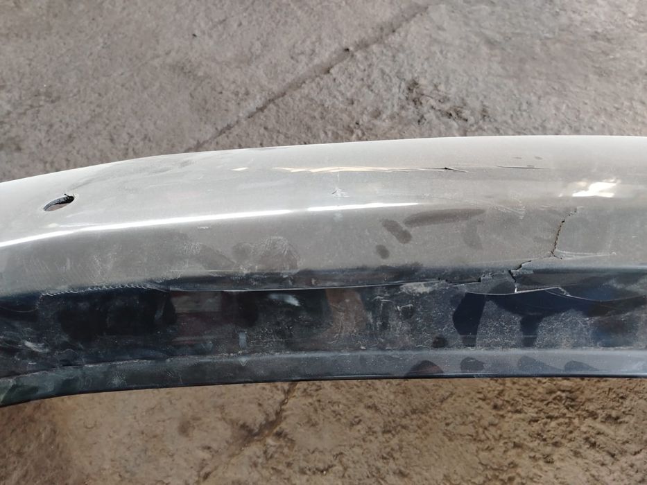 Продаю бампер камри 40