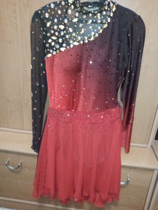 Платье для фигурного катания