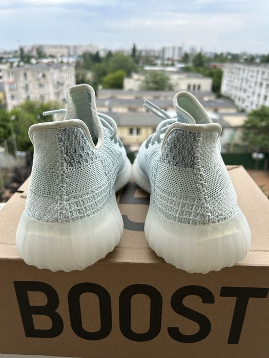 Vand Yeezy 350