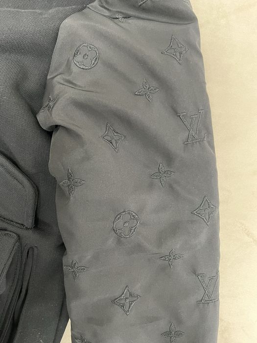 Jacheta Louis Vuitton M negru – nou cu etichetă