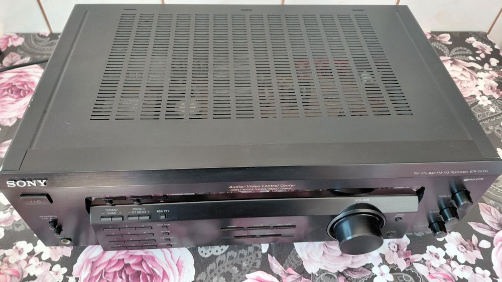 Amplituner Sony STR-DE 135