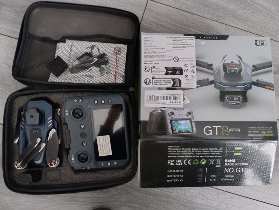 Drona GT8 cu telecomanda mare