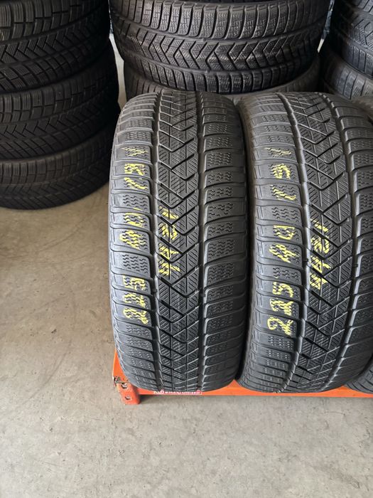 Anvelope Iarna 225/40/19 Pirelli SottoZero 3 225 40 19 R19