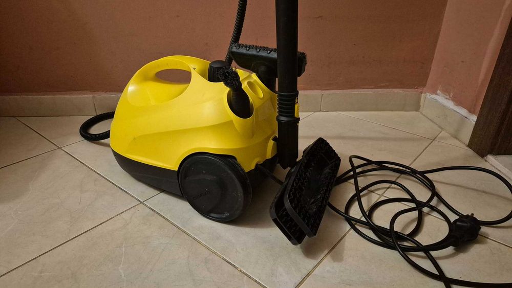 Парочистачка Karcher с аксесоари за прозорци и нови микрофибърни кърпи