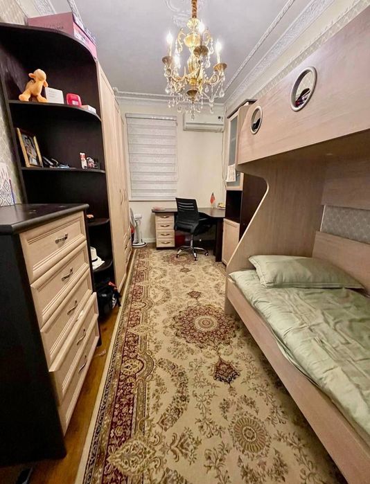 Продаётся 3/5/9 квартира, улица Афросиаб,метро Ойбек