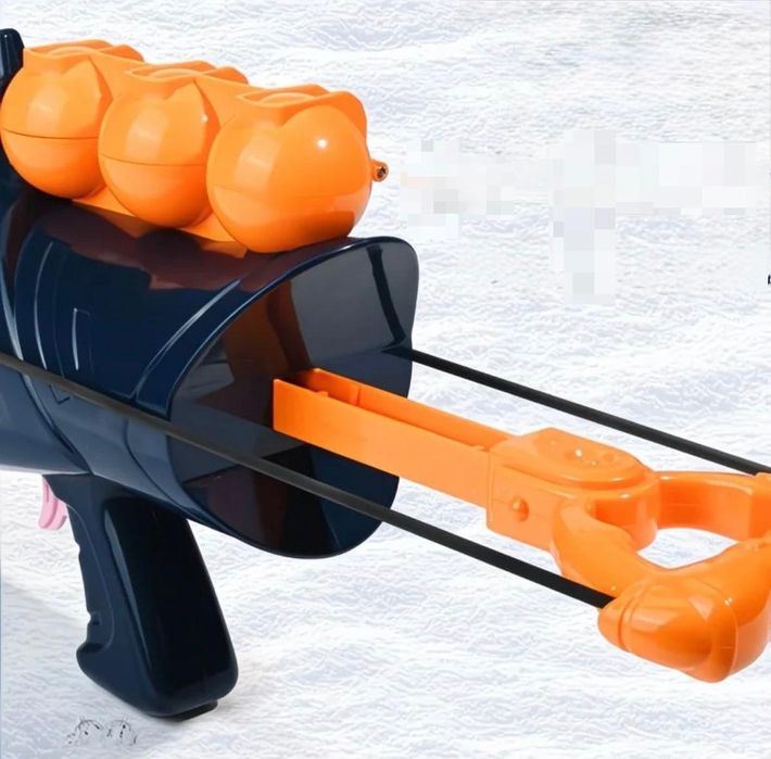 Игрушечный снежковой автомат