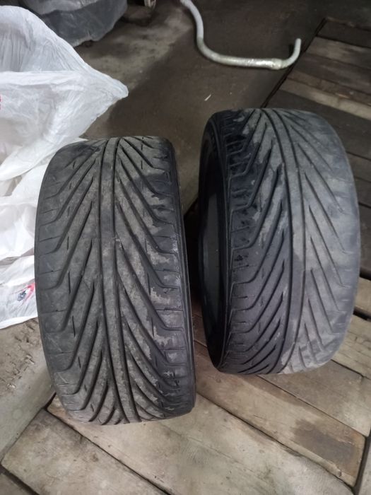 Продам летние шины 245/40 R18