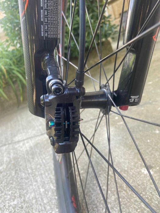 Спирачки Shimano XT BR-M8100