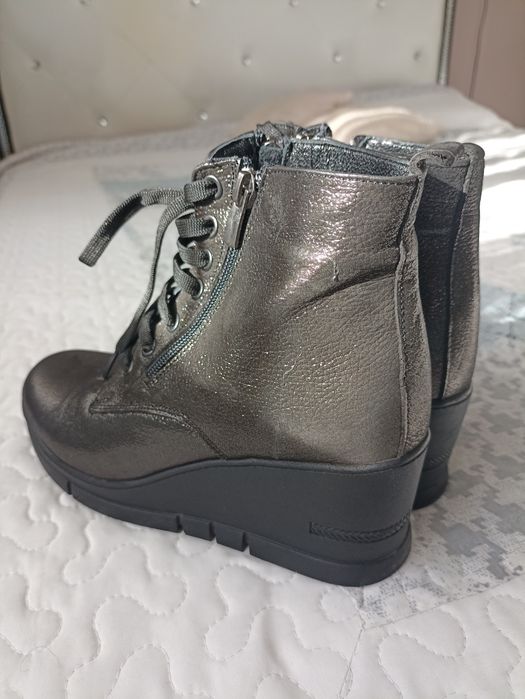 Елегантни зимни обувки от естествена кожа , 37 номер