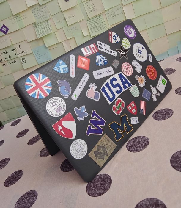 HP 250G7, dokumentlari bor qoshimcha simsiz sichqoncha qoshib beriladi