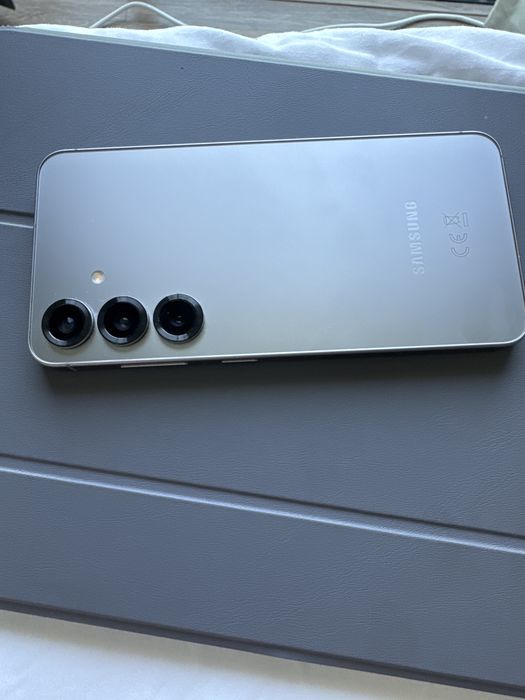 Samsung    s 25