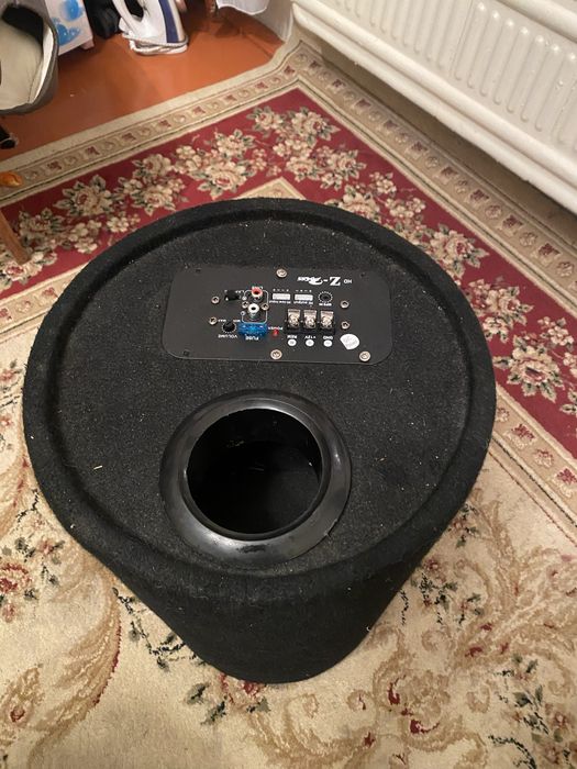 Саббуфер в машину