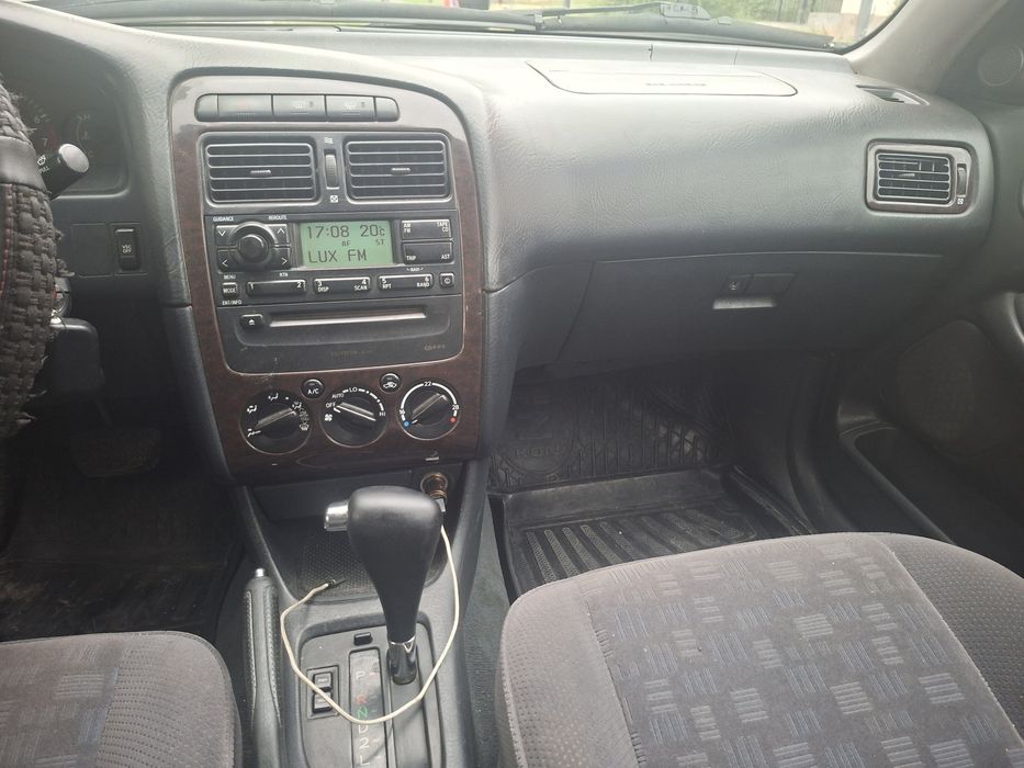 Продаётся Тойота авенсис 2001 год