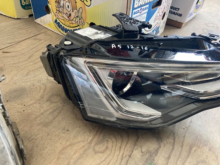 Десен фар за Audi A5.Би-ксенон Фейслифт. 12-16.