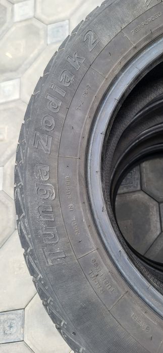 Летнии резину в комплекте 195/65/15