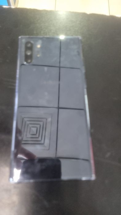 Продам самсунг note10+