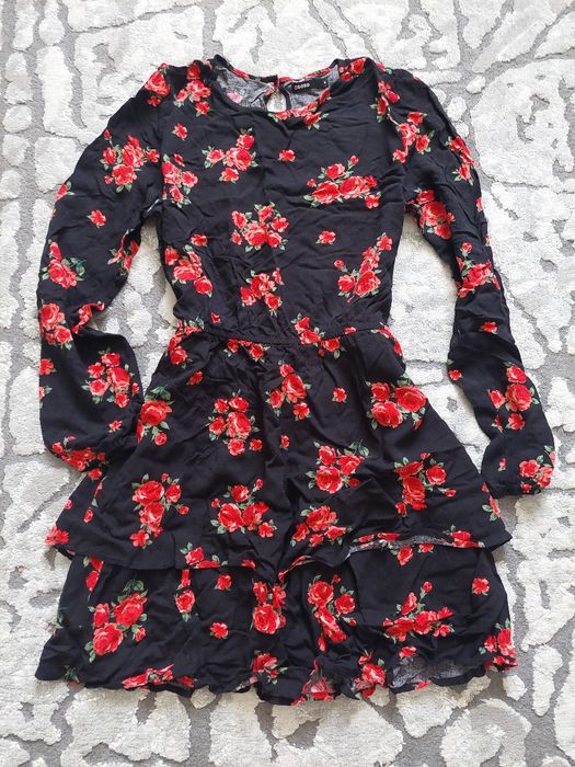 Страхотни рокли зима М размер