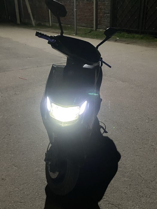 Продам Электро мопед .