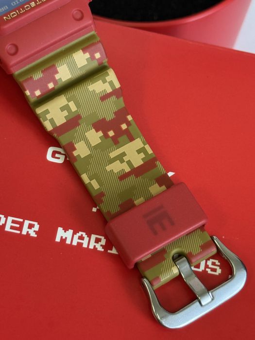 Ceas Casio G-Shock DW-5600SMB Mario aproape nou