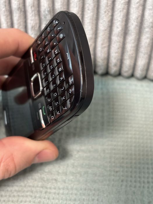 Nokia C3-00 2010 г