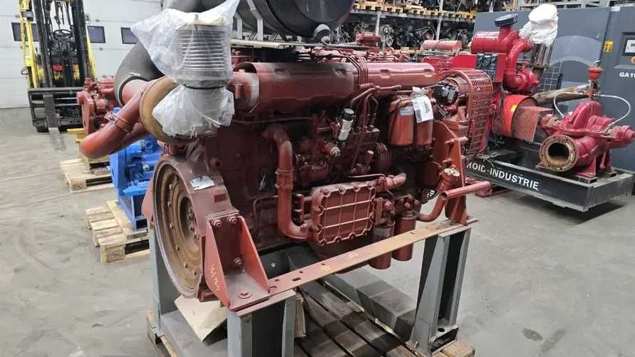 Motor complet excavator Iveco 8210 - Piese motor Iveco