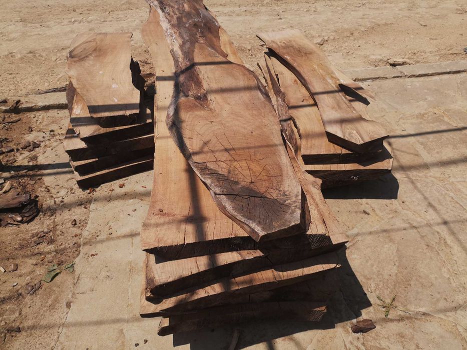 Продавам Орехови талпи