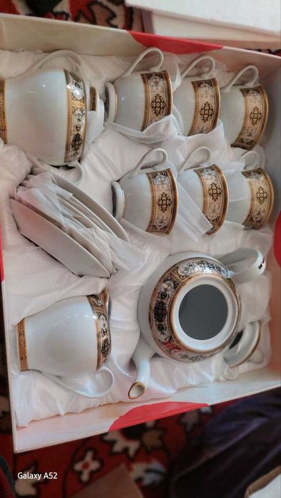 Chinni komplkekt sotiladi.