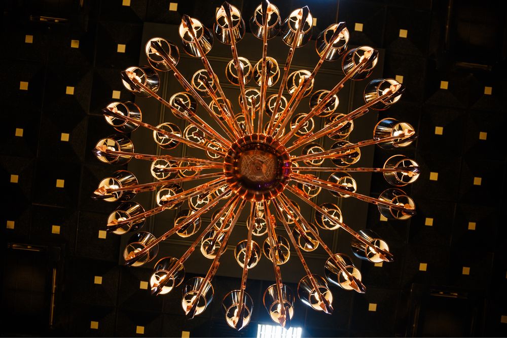 Люстра ( большая )