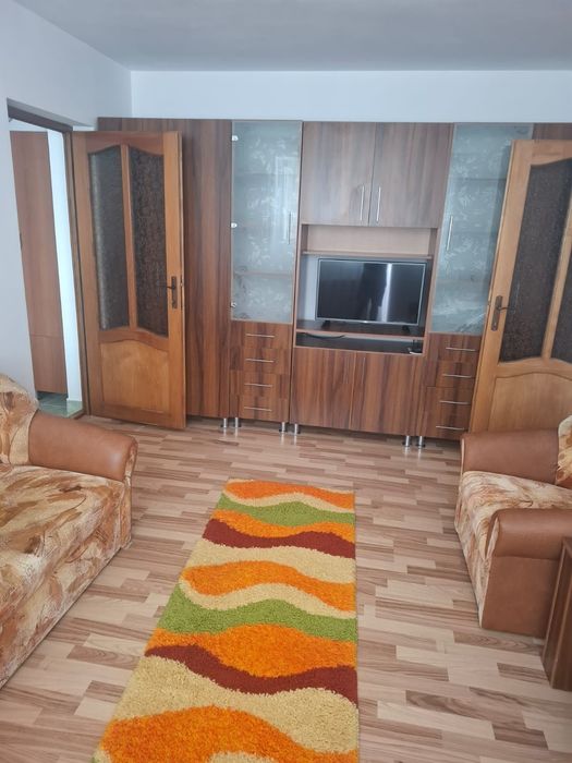Apartament - 2 camere de închiriat!