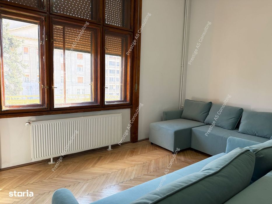 Apartament Patrimonial 150 mp | Balcon cu vedere directa spre Piata Vi