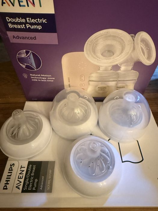 Vând pompă de sân dubla electrică Philips Avent cu cupă 24