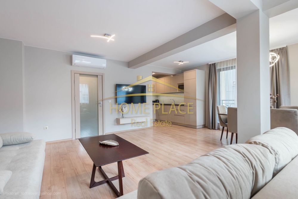 Дава се под наем Двустаен апартамент в Варна, Център - 70 кв.м за 1530 € - Снимка #2