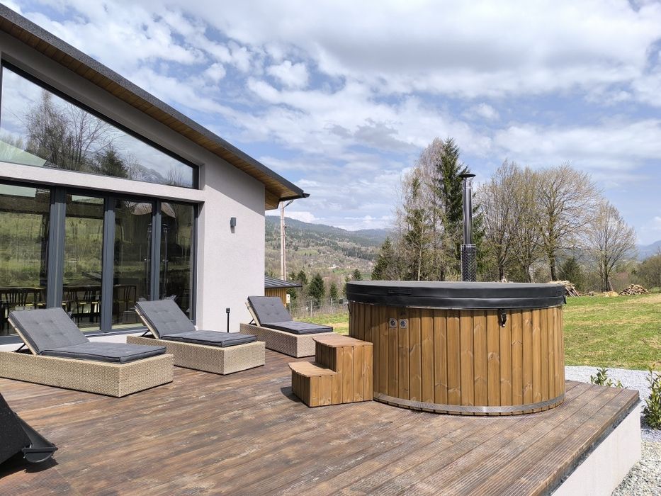 Cabana Chalet Rafenstein de inchiriat - ciubăr privat inclus în preț