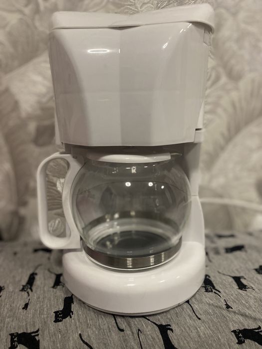 Продам кофеварку