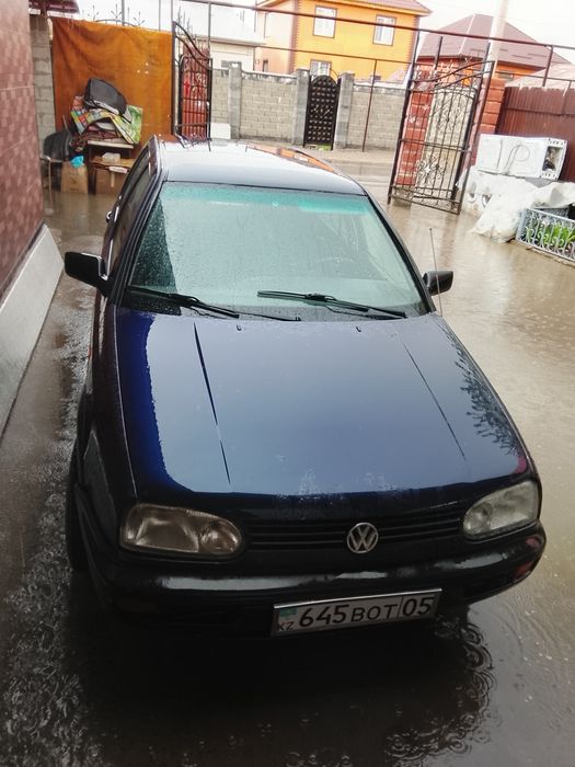 Автомашина Гольф