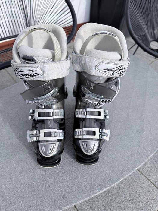 Clapari ATOMIC nr. 23 - 23.5