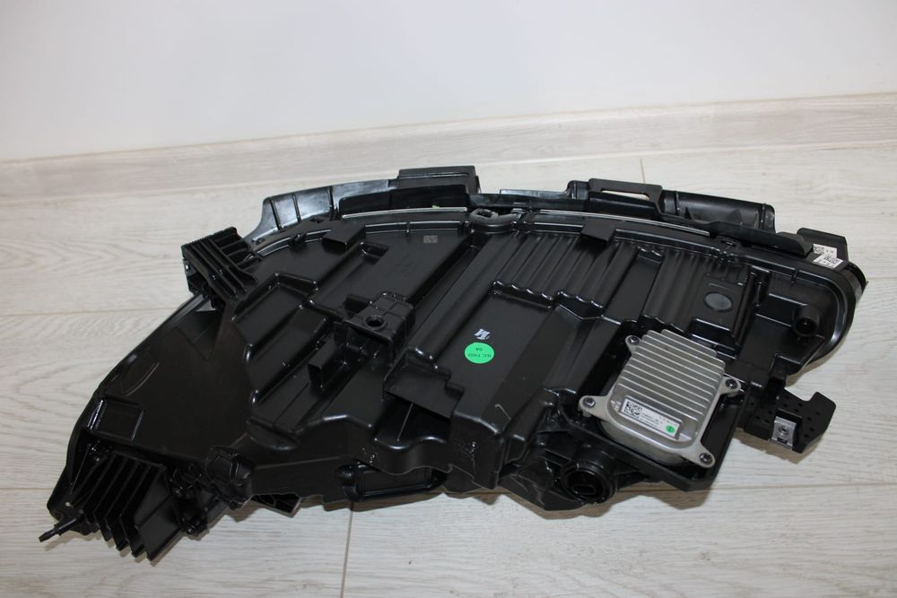 Faruri Tesla model 3 HIGHLAND 2024