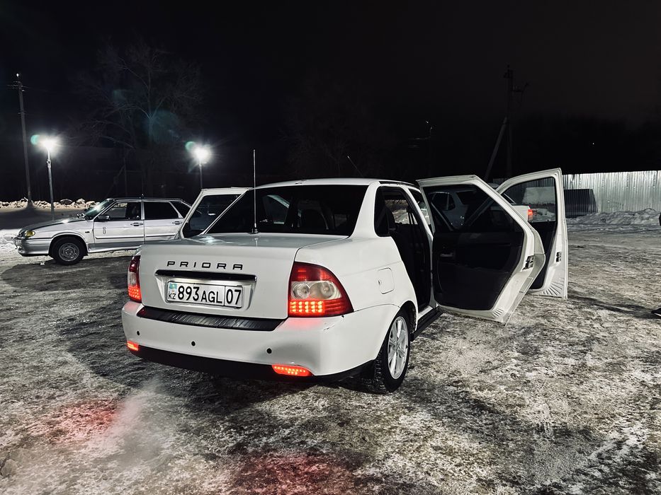 Продам приора 2 2013 года